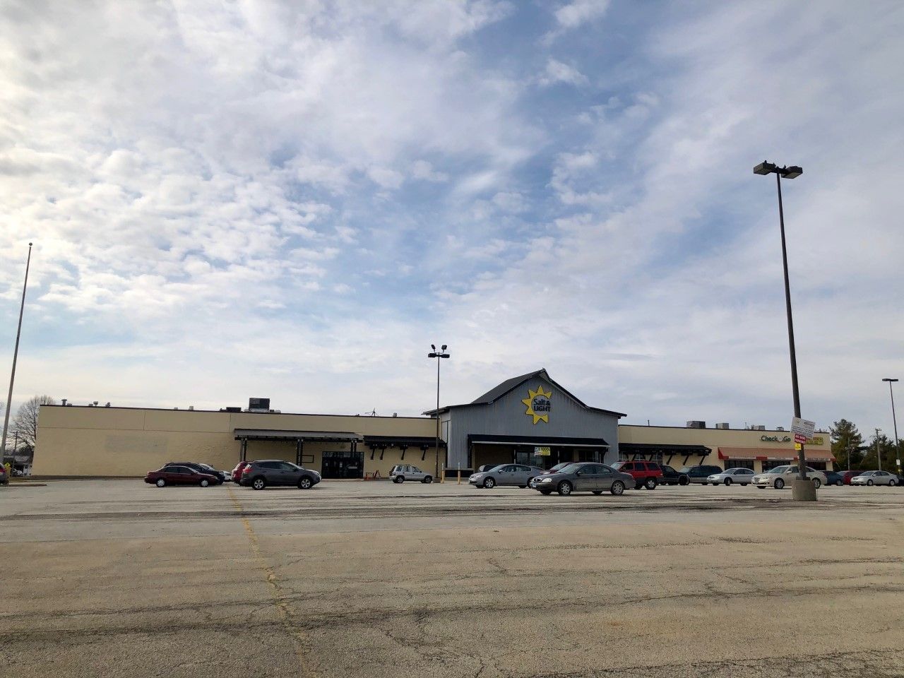 BIG BOX SHOPPING CENTER FOR SALE: 1813 Philo Rd, Urbana, IL 61802